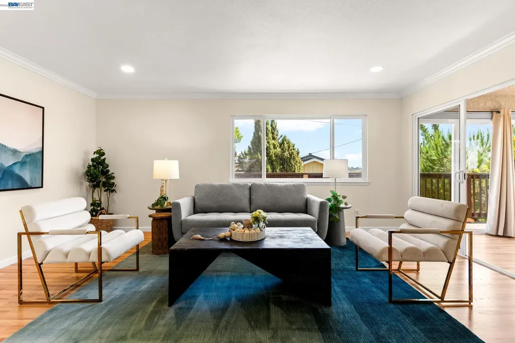 667 Gleneagle Avenue Hayward CA 94544
