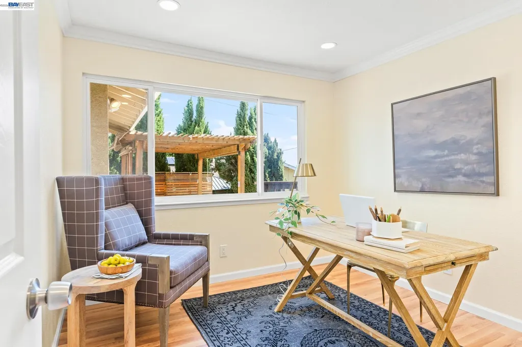 667 Gleneagle Avenue Hayward CA 94544
