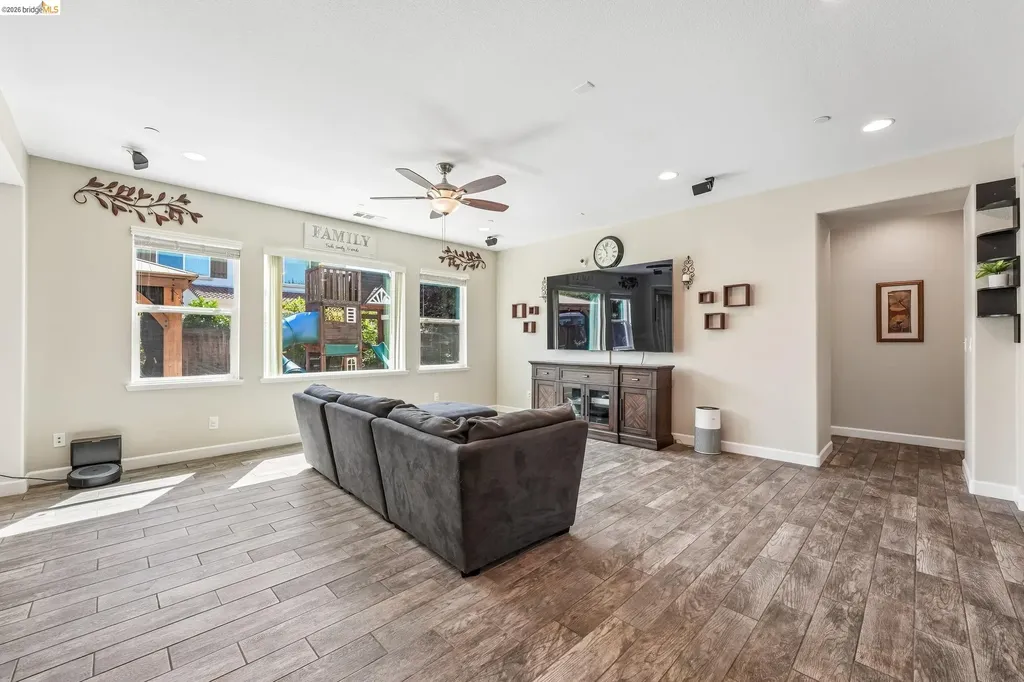 1352 Bellerose Court Brentwood CA 94513