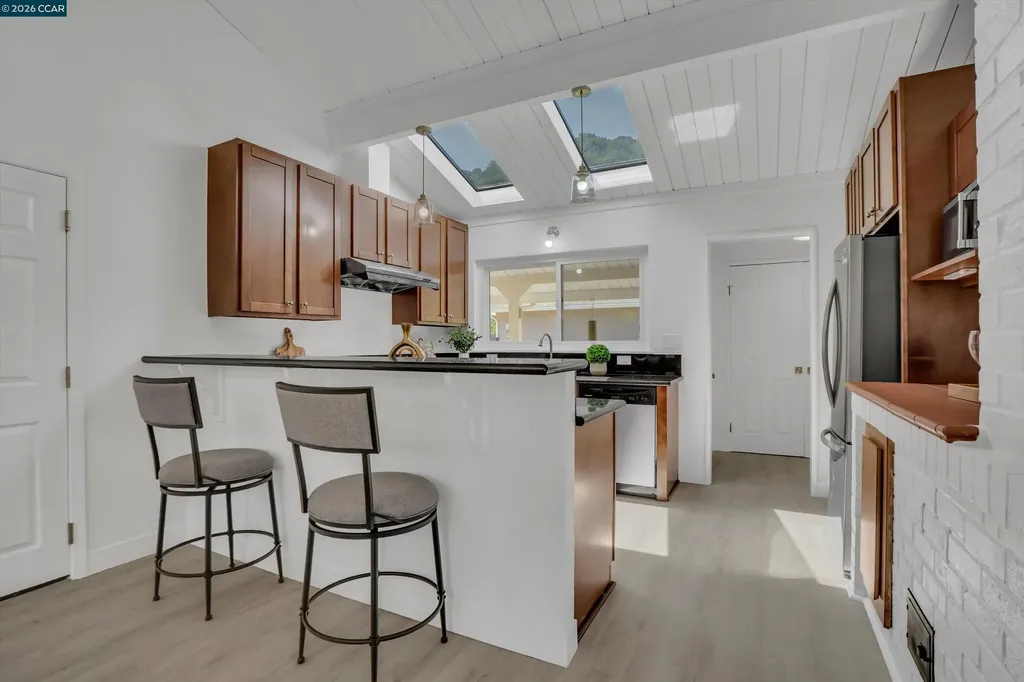 2319 Collins Avenue Pinole CA 94564