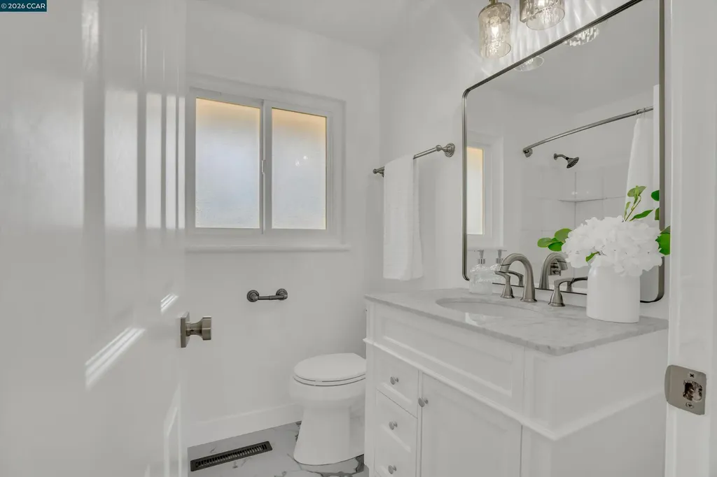 2319 Collins Avenue Pinole CA 94564