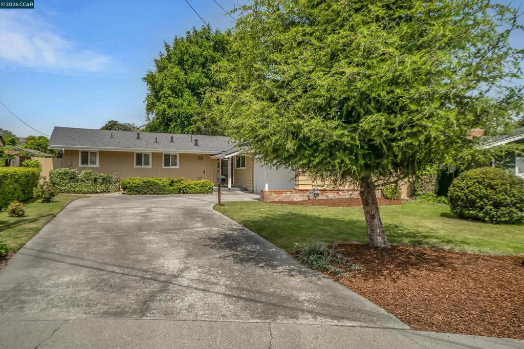 2319 Collins Avenue Pinole CA 94564