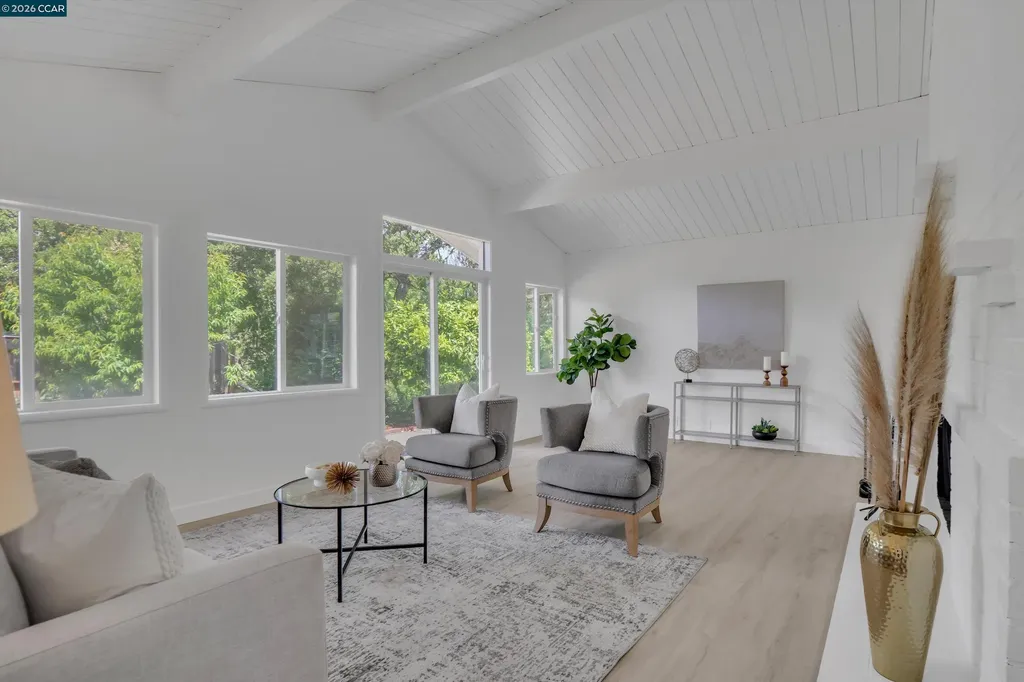 2319 Collins Avenue Pinole CA 94564