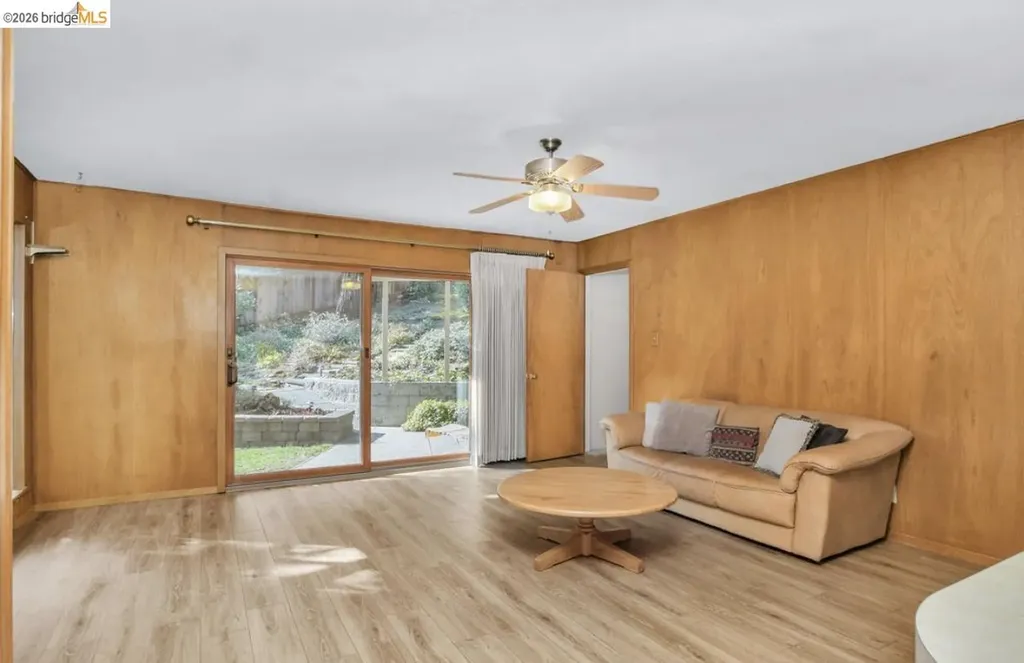 558 Lakewood Circle Walnut Creek CA 94598