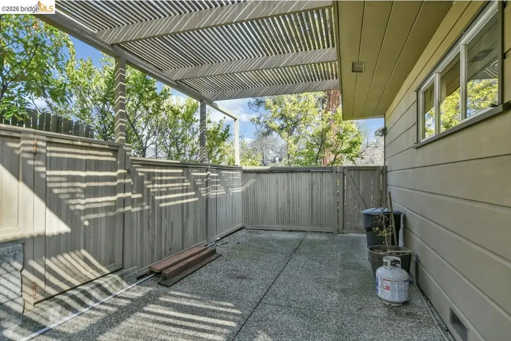 558 Lakewood Circle Walnut Creek CA 94598