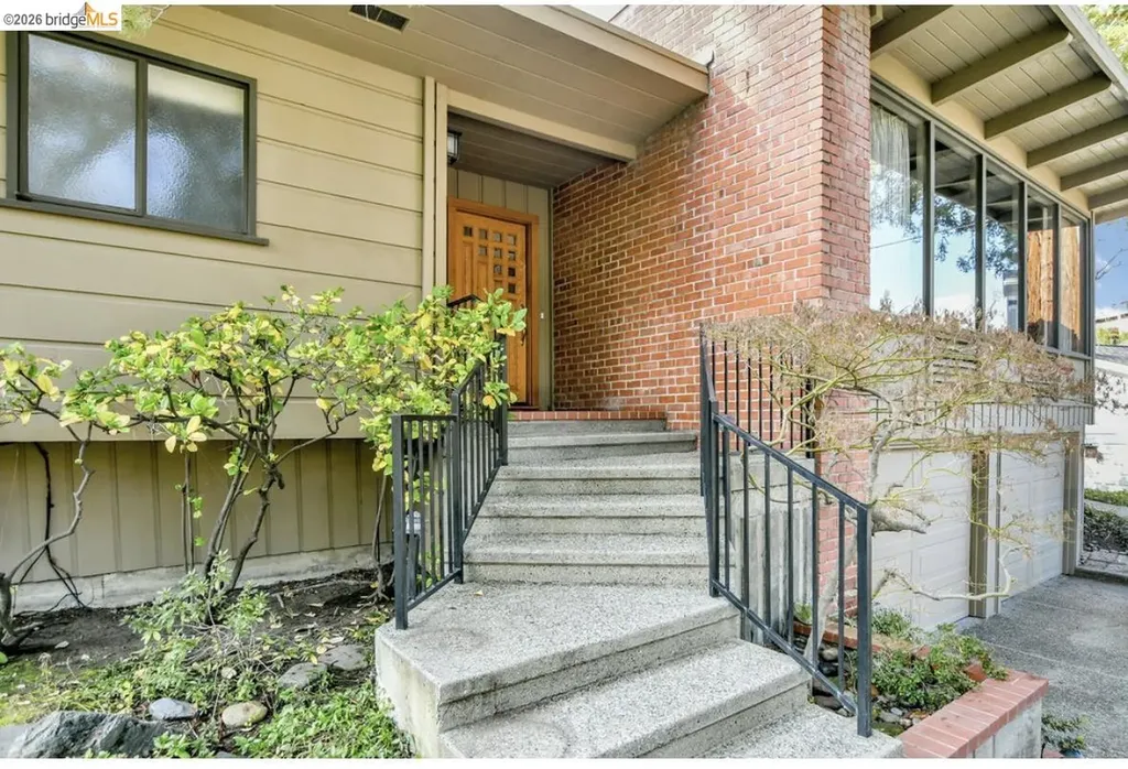 558 Lakewood Circle Walnut Creek CA 94598