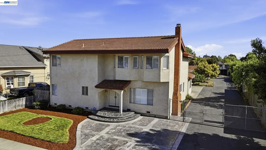 559 Cherry Way Hayward CA 94541