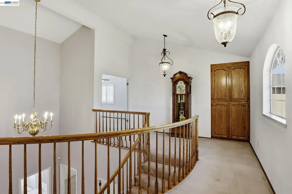 559 Cherry Way Hayward CA 94541