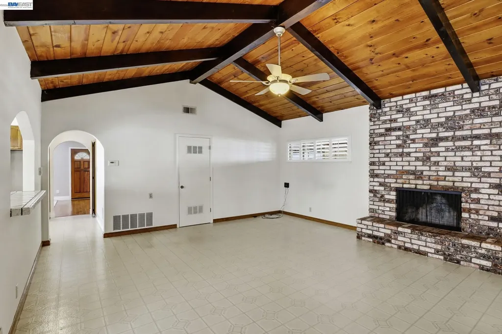 559 Cherry Way Hayward CA 94541