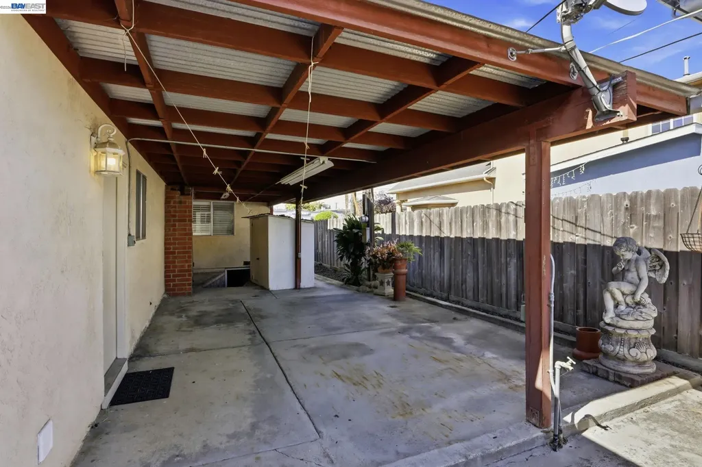 559 Cherry Way Hayward CA 94541