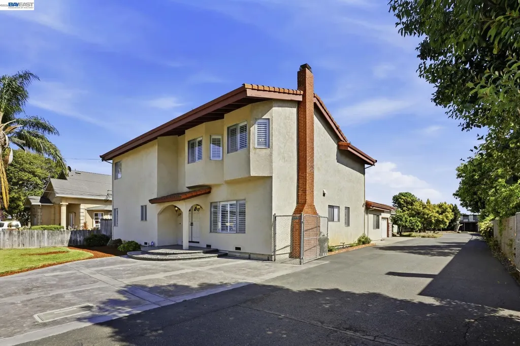 559 Cherry Way Hayward CA 94541