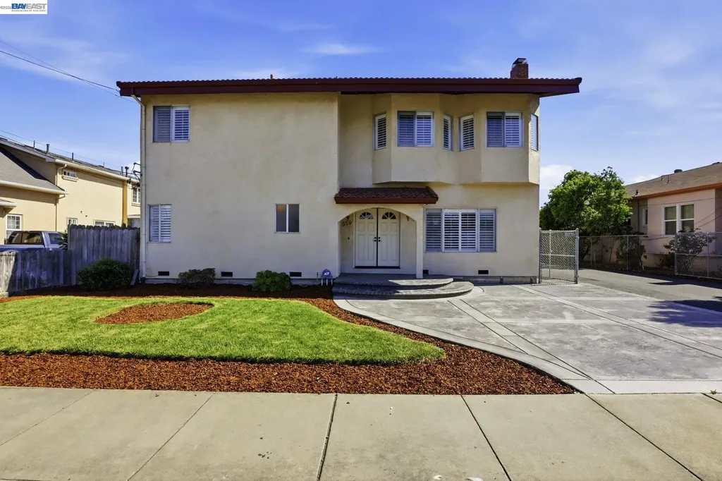559 Cherry Way Hayward CA 94541
