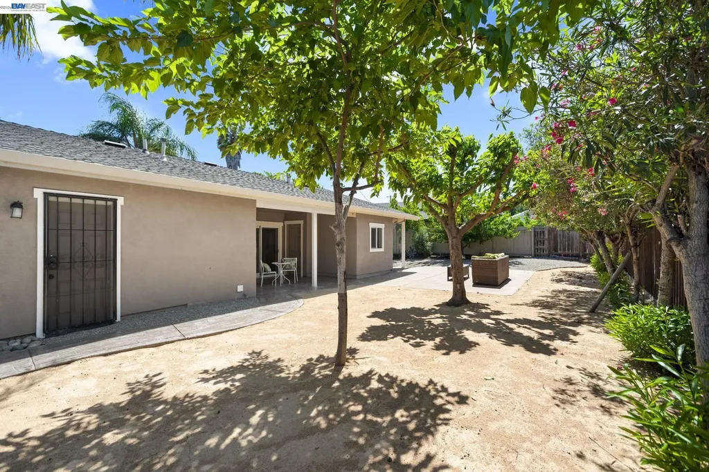 167 Peninsula Road Bay Point CA 94565