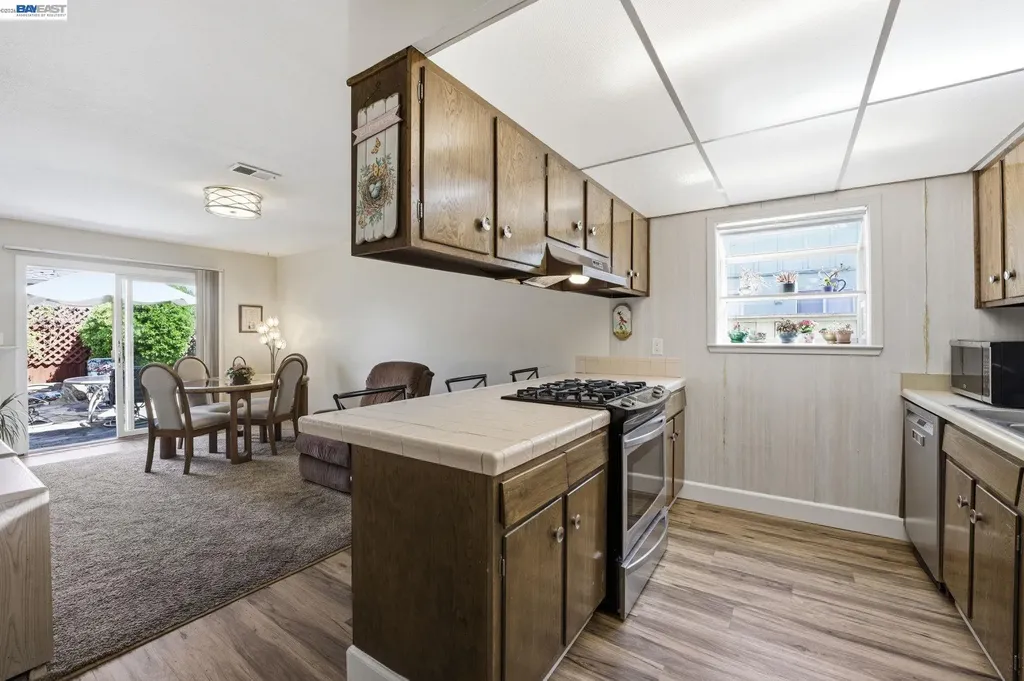 14322 Trinidad Road San Leandro CA 94577