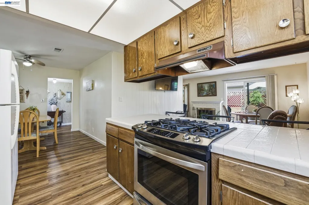14322 Trinidad Road San Leandro CA 94577