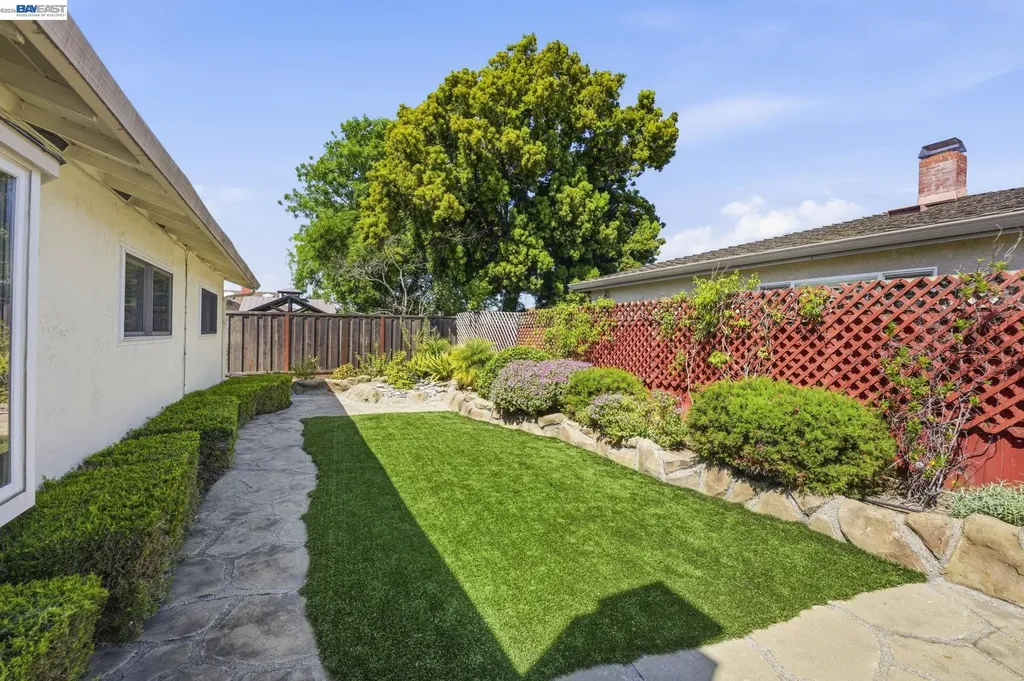 14322 Trinidad Road San Leandro CA 94577