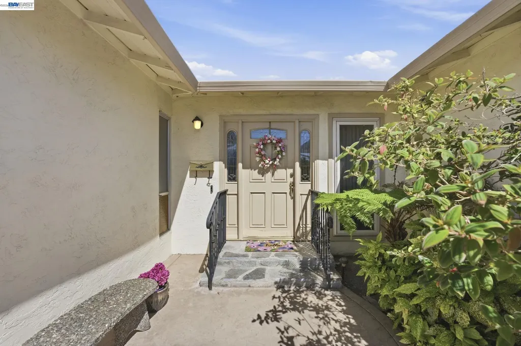 14322 Trinidad Road San Leandro CA 94577