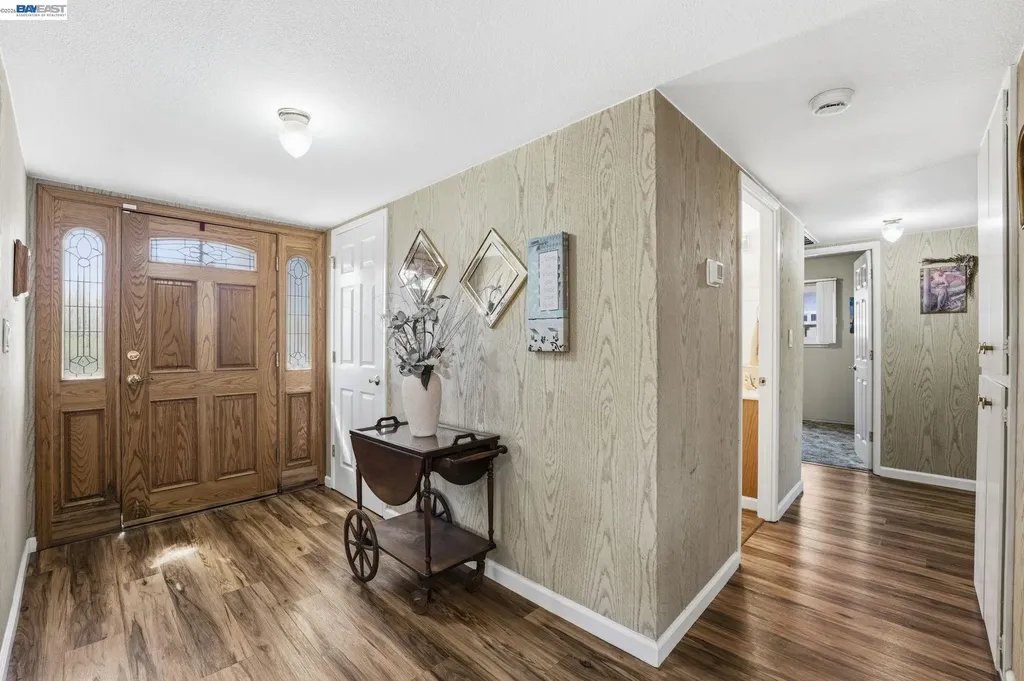 14322 Trinidad Road San Leandro CA 94577