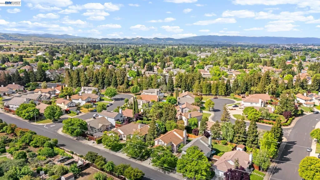 1045 Hollice Lane Livermore CA 94550