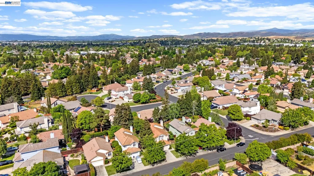 1045 Hollice Lane Livermore CA 94550