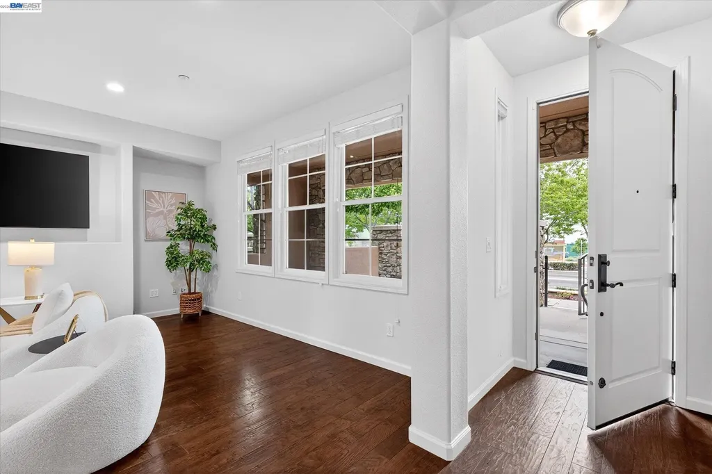 3683 Central Parkway Dublin CA 94568