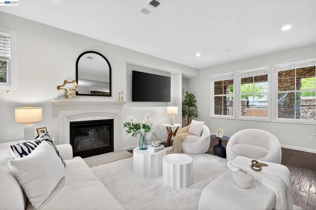 3683 Central Parkway Dublin CA 94568