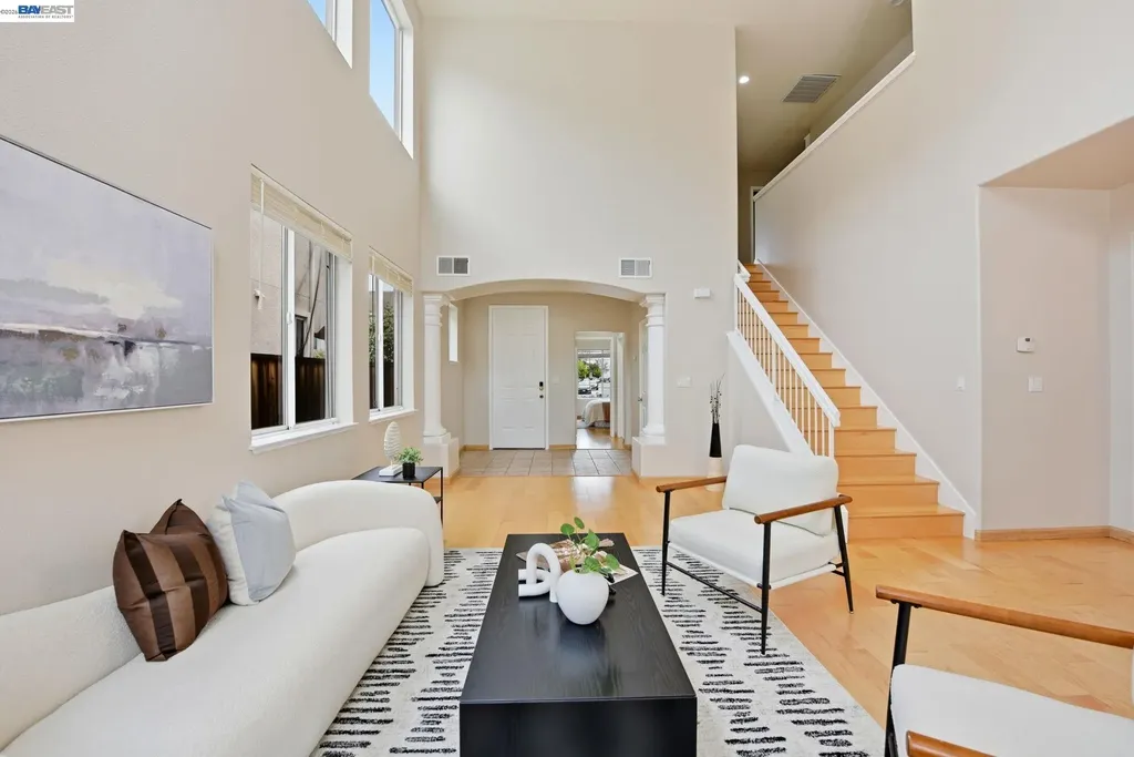 15518 Harbor Way San Leandro CA 94579