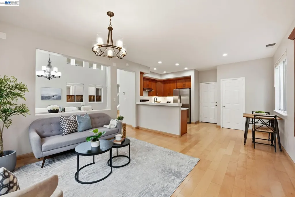 15518 Harbor Way San Leandro CA 94579