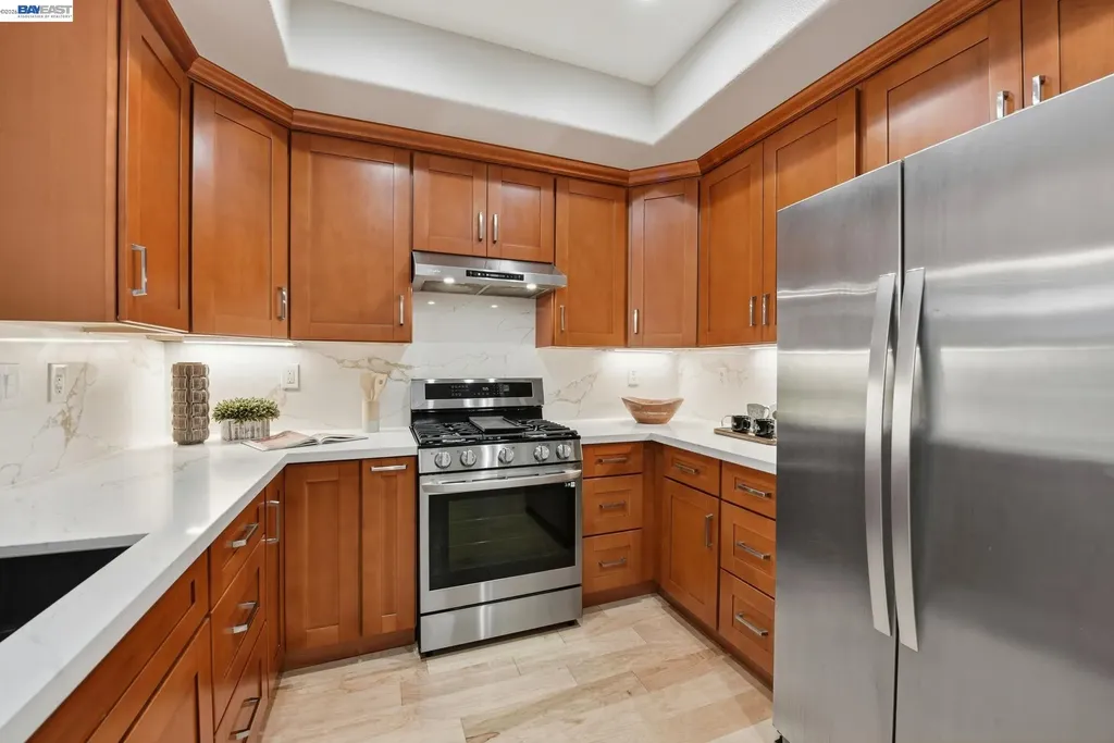 15518 Harbor Way San Leandro CA 94579