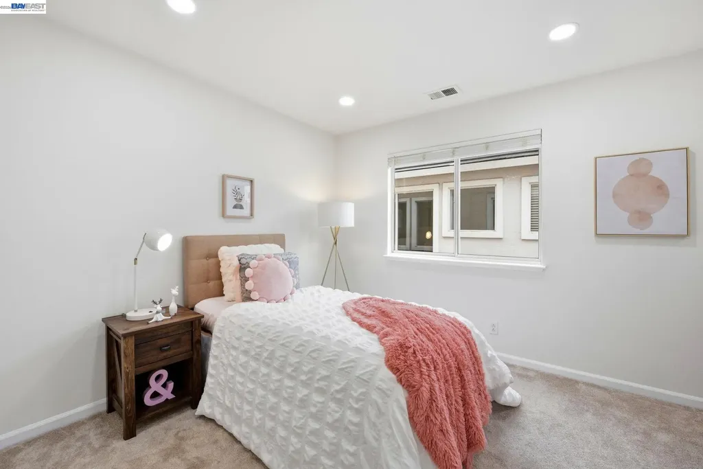 15518 Harbor Way San Leandro CA 94579