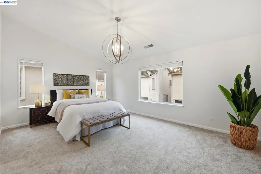 15518 Harbor Way San Leandro CA 94579