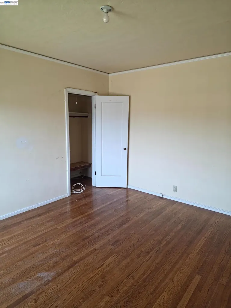 5685 Carberry Avenue Oakland CA 94609