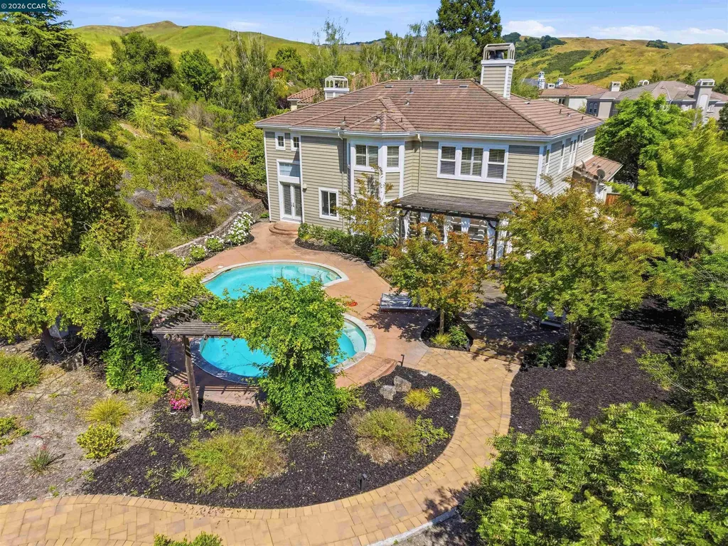 2151 Sky View Court Moraga CA 94556