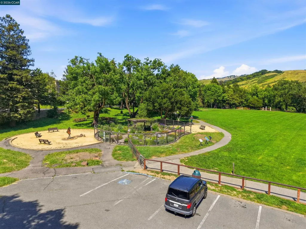 2151 Sky View Court Moraga CA 94556