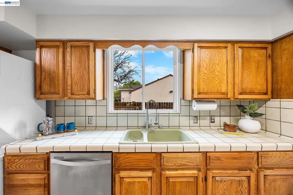 14590 Bancroft Avenue San Leandro CA 94578