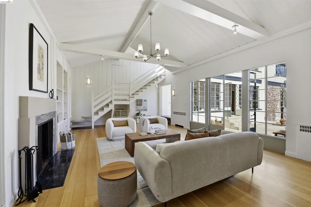 44 Highgate Road Kensington CA 94707