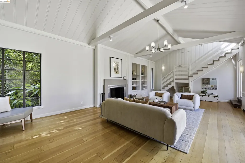 44 Highgate Road Kensington CA 94707