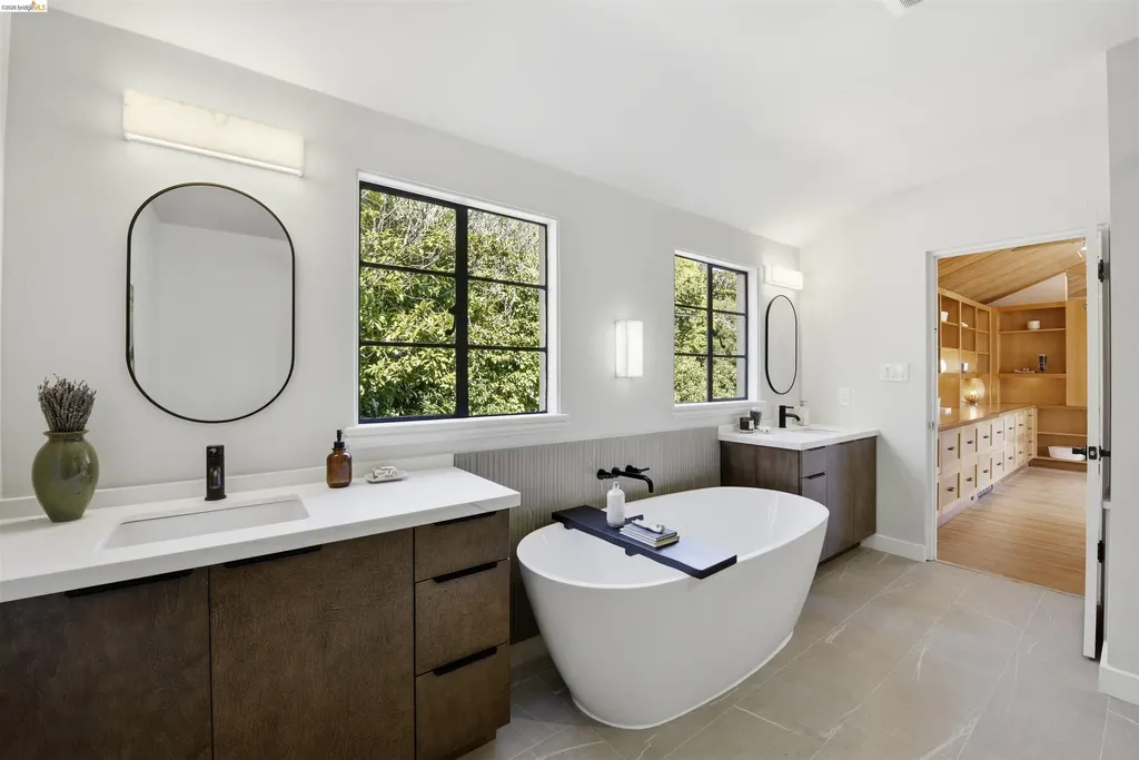 44 Highgate Road Kensington CA 94707