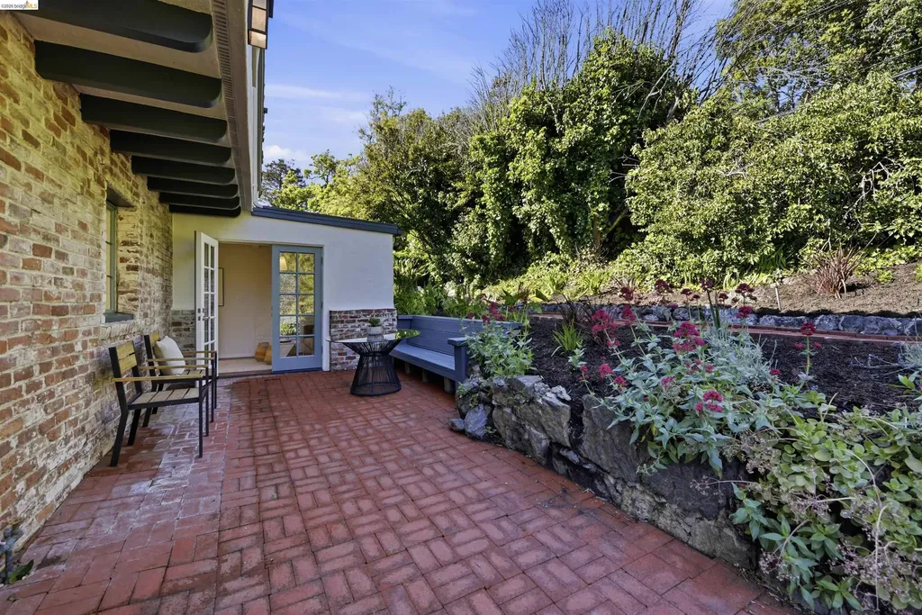 44 Highgate Road Kensington CA 94707