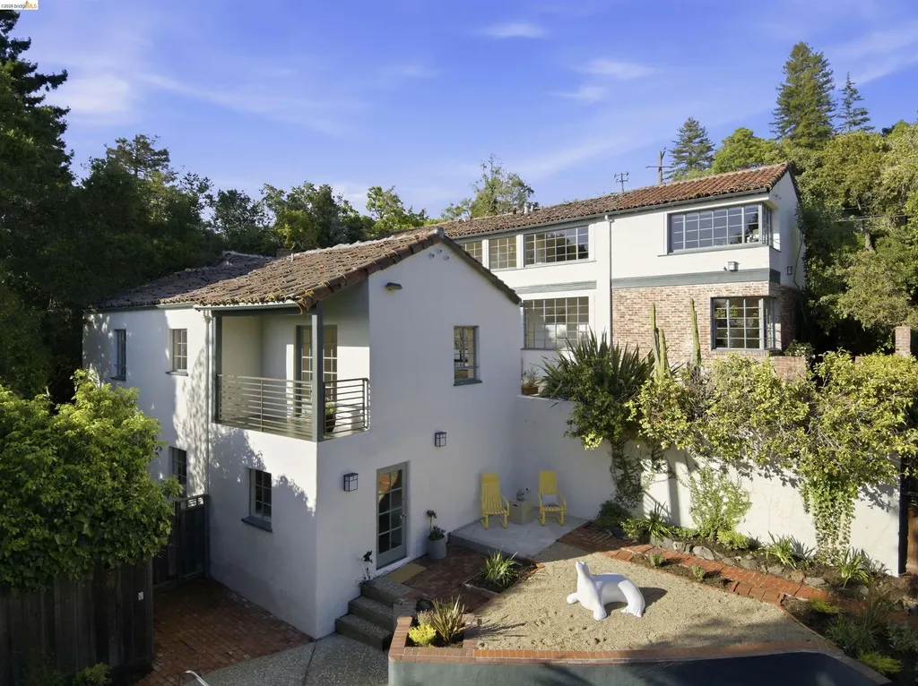 44 Highgate Road Kensington CA 94707