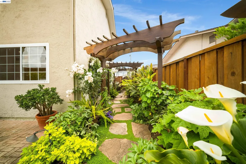 5481 Greenfield Way Pleasanton CA 94566