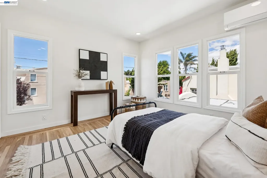 2713 Calhoun Street Alameda CA 94501