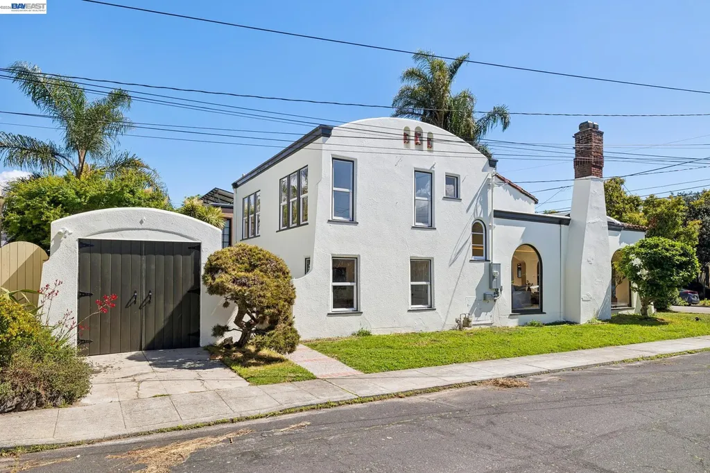 2713 Calhoun Street Alameda CA 94501