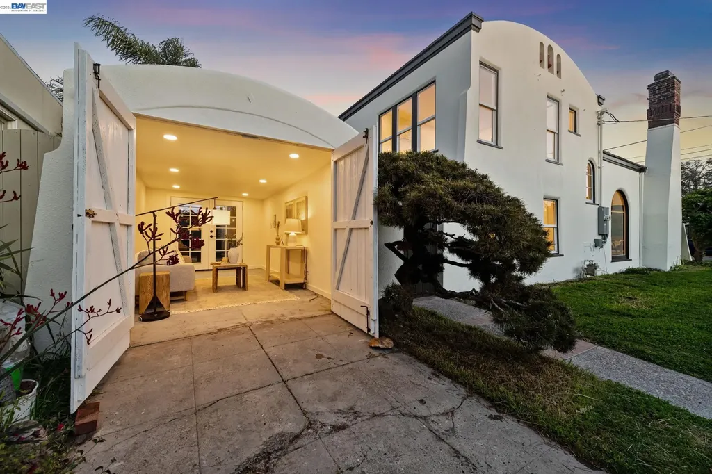 2713 Calhoun Street Alameda CA 94501
