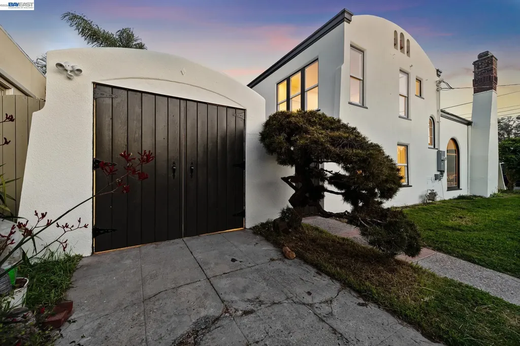 2713 Calhoun Street Alameda CA 94501