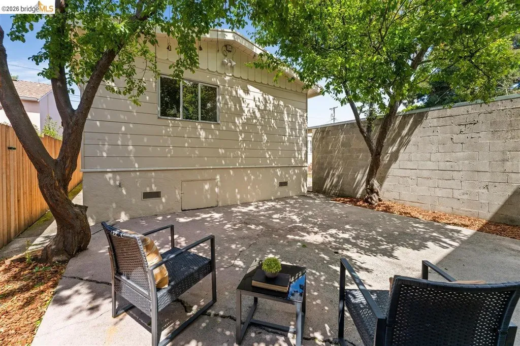 5832 San Jose Avenue Richmond CA 94804