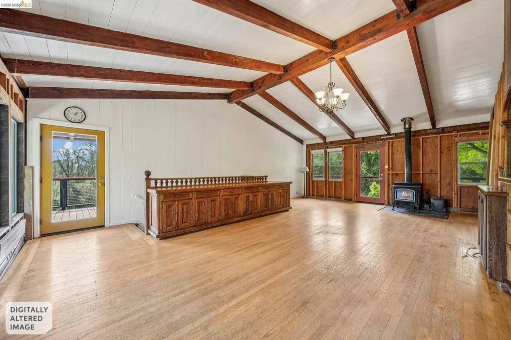 6383 Valley View Road Oakland CA 94611