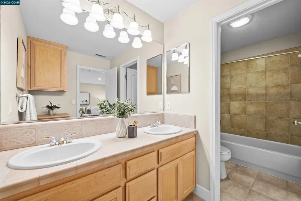 5260 Hiddencrest Court Concord CA 94521