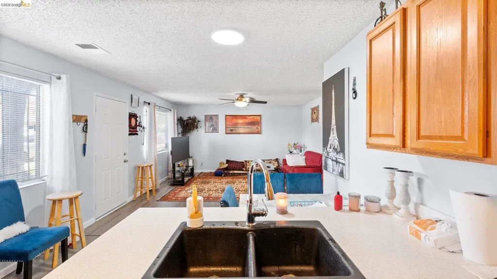 2110 Peppertree Antioch CA 94509