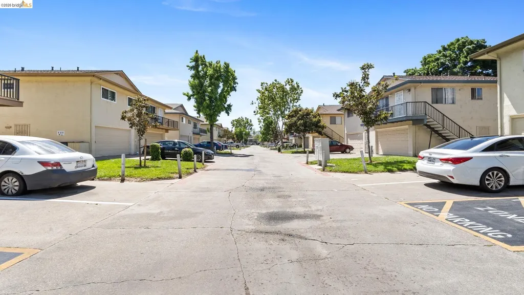 2110 Peppertree Antioch CA 94509